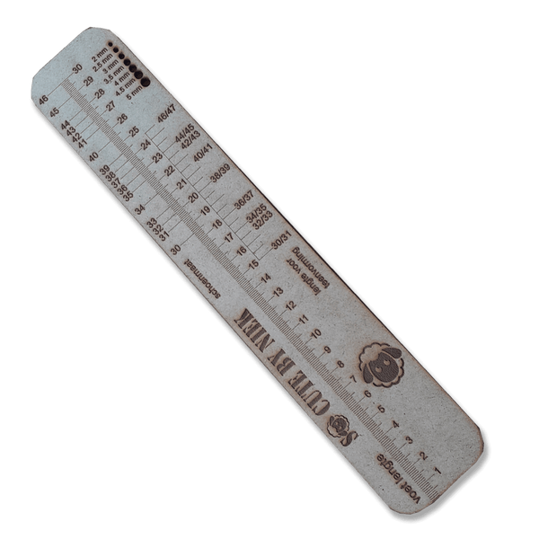 Houten sokkenliniaal